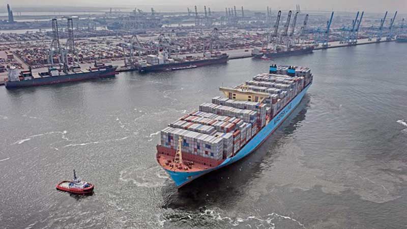 A.P. Moller - Maersk acelera la descarbonización de la flota con 8 grandes buques oceánicos para operar con metanol neutro en carbono