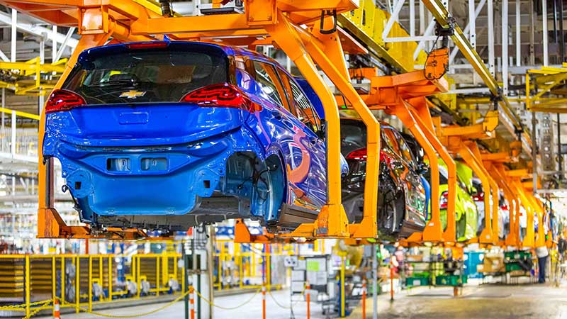 GM detendrá su producción en Norteamérica por escasez de semiconductores