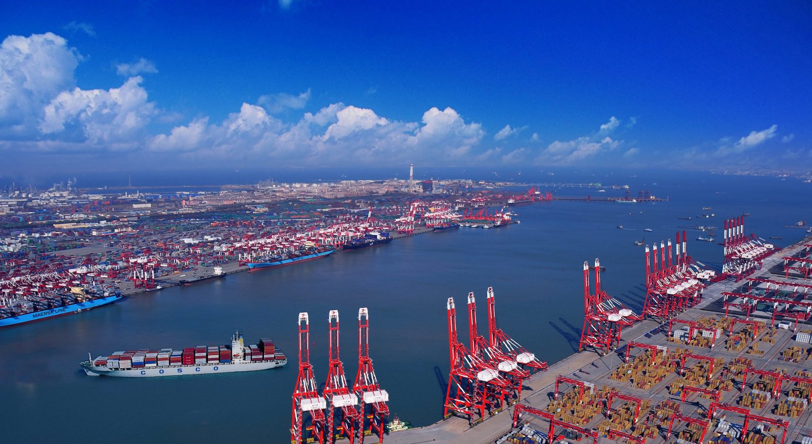 Cierre de puertos en China pone en jaque el tráfico de contenedores