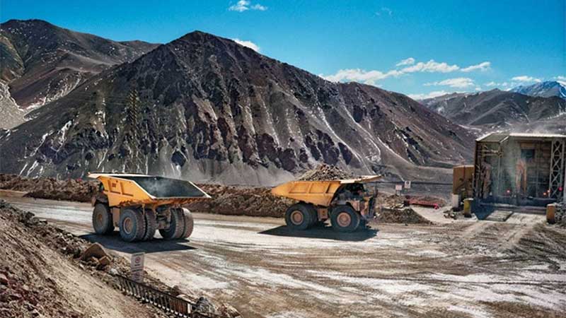 Sector minero mexicano crece gracias a producción de zinc y oro