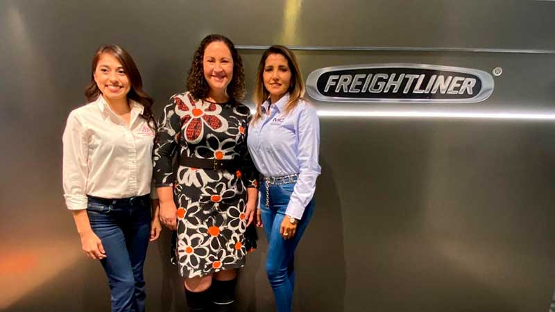 Se reúne Marcela Barreiro CEO de Daimler Trucks con la Asociación de Mujeres Operadoras