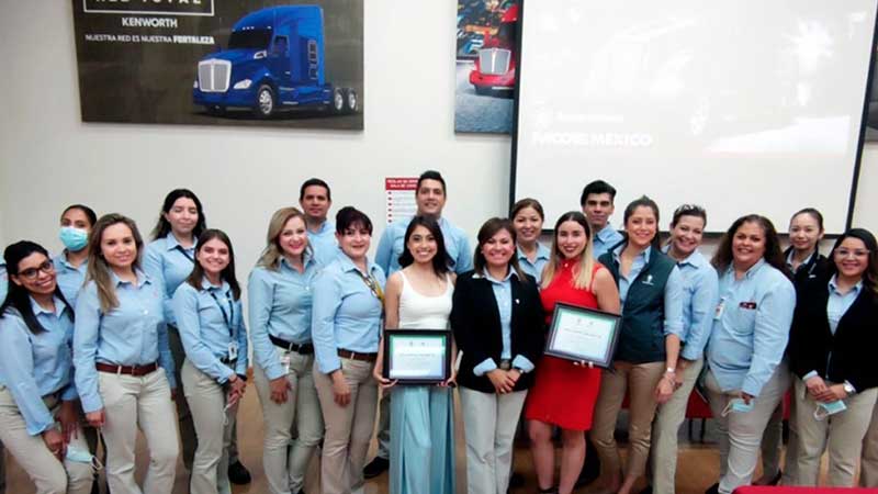 Se lleva a cabo 1er. Cumbre de Mujeres del Autotransporte en PACCAR México
