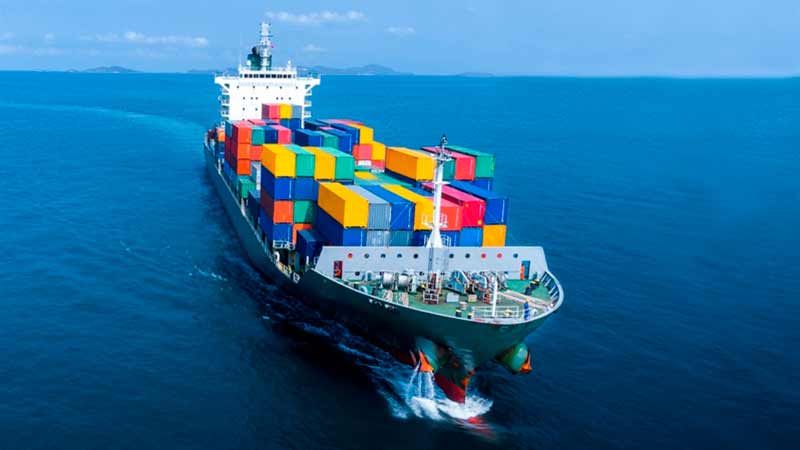Tarifas spot de las principales rutas marítimas promedian en el año los US$8768/FEU