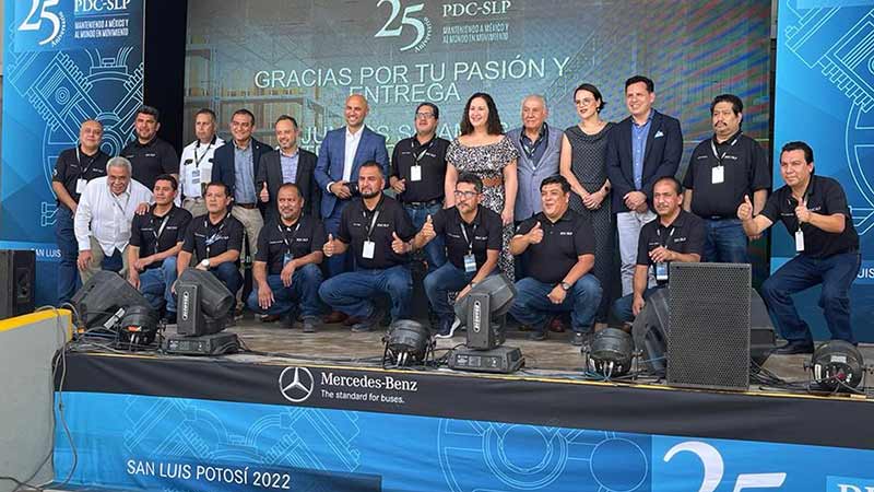 Daimler Truck México celebra 25 años de su Centro Internacional de partes