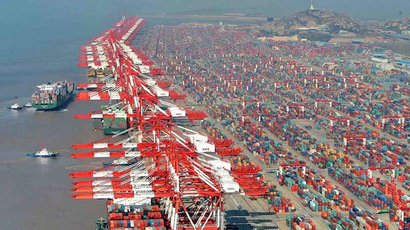 China imparable! movilizó en mayo mas de 23 millones de contenedores