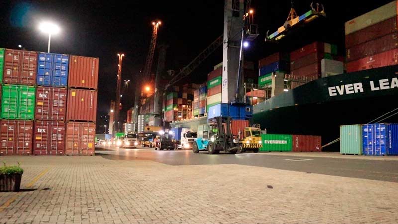 Opera Manzanillo 41 % de los TEUs de todo el sistema portuario nacional