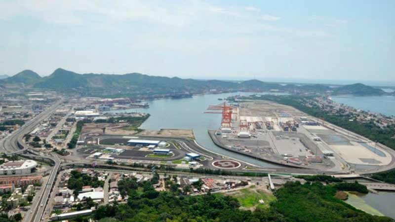 Puerto de Manzanillo cierra primer semestre con alza de 2,4% en contenedores