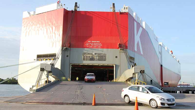 Crece 37% carga automotriz al mes de julio en el Puerto Lázaro Cárdenas