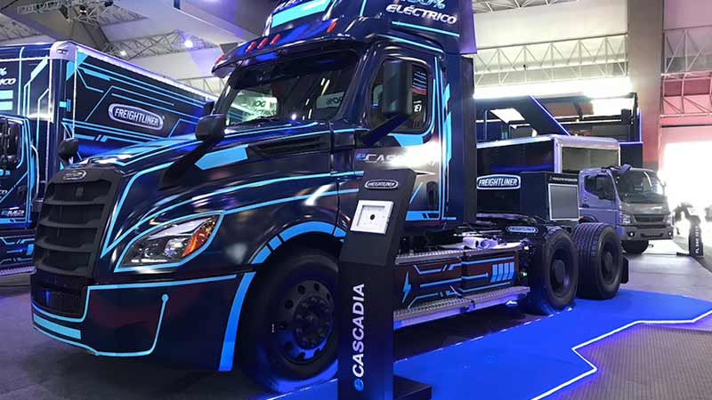 Daimler Truck México apuesta por la movilidad eléctrica en Expo Transporte ANPACT