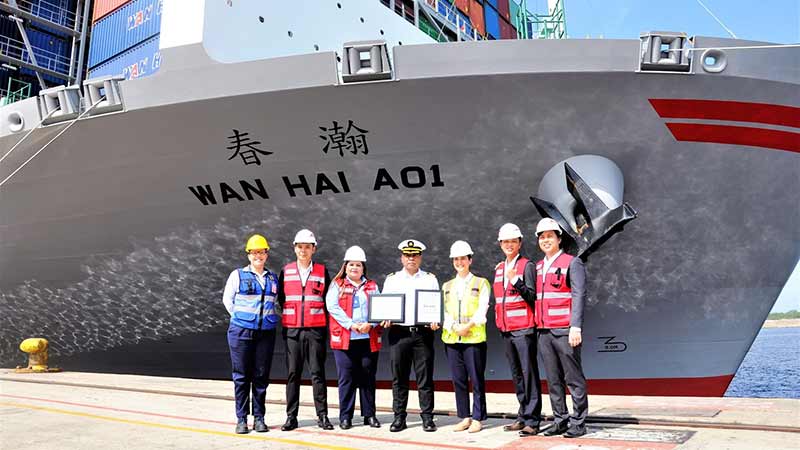 Atiende Manzanillo el primer arribo de la naviera china Wan Hai Lines