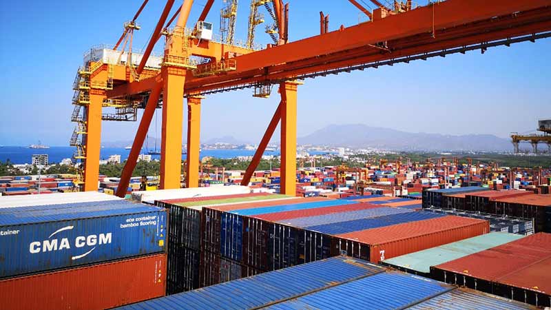 Flete marítimo Asia-México ronda los 3.000 dólares por FEU