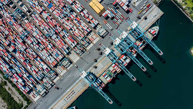 Puerto Lázaro Cárdenas reporta 10% de incremento en movimiento de carga para abril